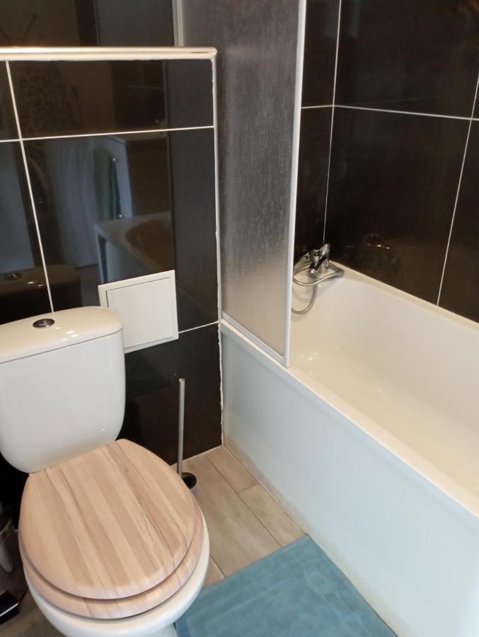 Charmant T2 Proche Dunkerque Coudekerque-Branche Exterior photo